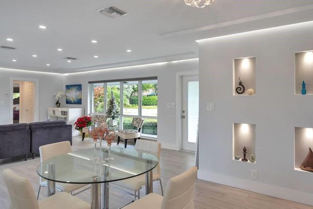 2417 BAYVIEW Drive, Fort Lauderdale, FL 33305