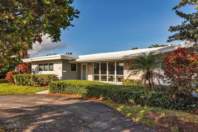 2417 BAYVIEW Drive, Fort Lauderdale, FL 33305