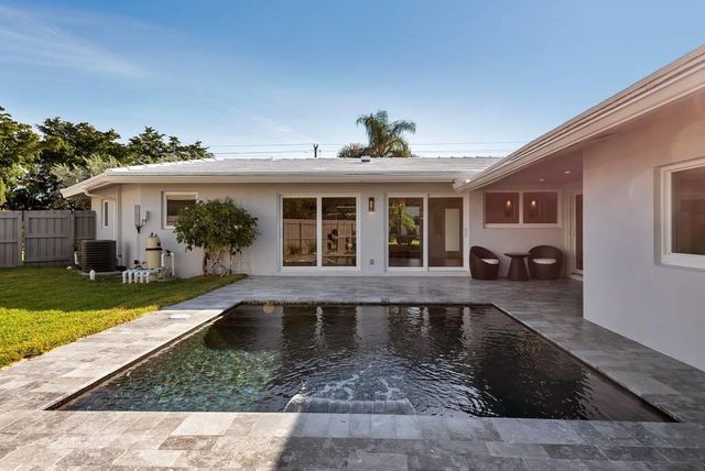 2417 BAYVIEW Drive, Fort Lauderdale, FL 33305