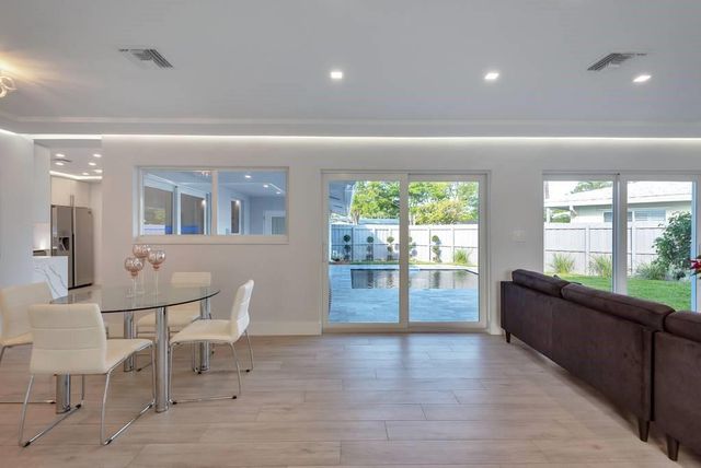 2417 BAYVIEW Drive, Fort Lauderdale, FL 33305