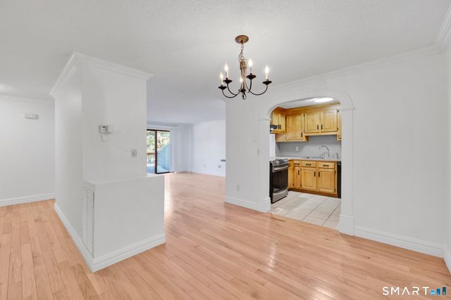 24 Dutton Place Way 24, Glastonbury, CT 06033