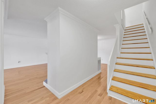 24 Dutton Place Way 24, Glastonbury, CT 06033