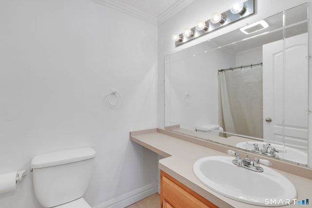 24 Dutton Place Way 24, Glastonbury, CT 06033