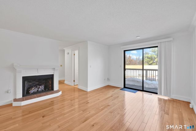 24 Dutton Place Way 24, Glastonbury, CT 06033