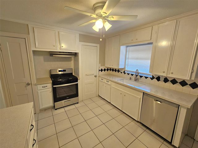 6647 Sylvan Road, Houston, TX 77023