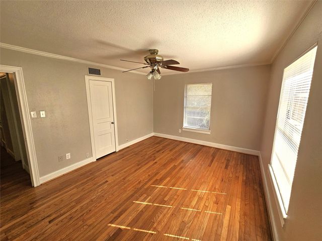 6647 Sylvan Road, Houston, TX 77023