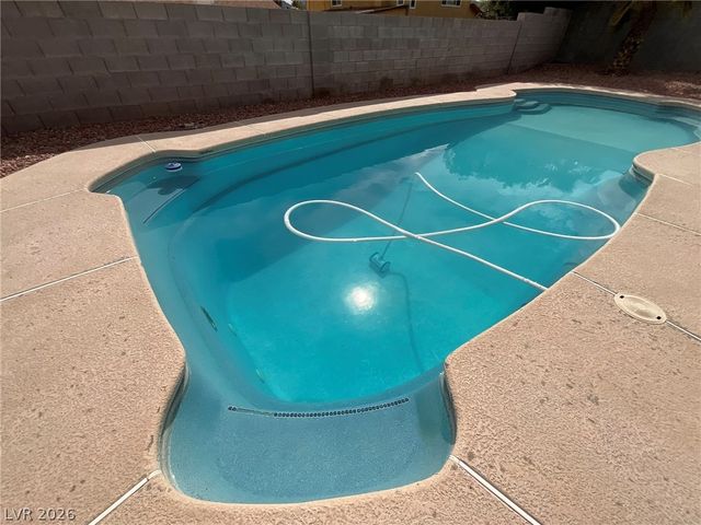 707 Honeybee Court, Henderson, NV 89002