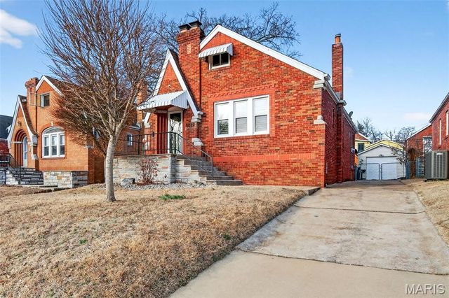 9039 Philo Avenue, St Louis, MO 63123