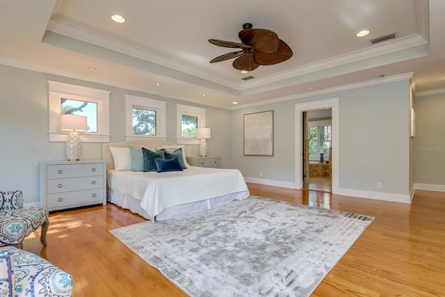 800 S OREGON AVENUE, Tampa, FL 33606