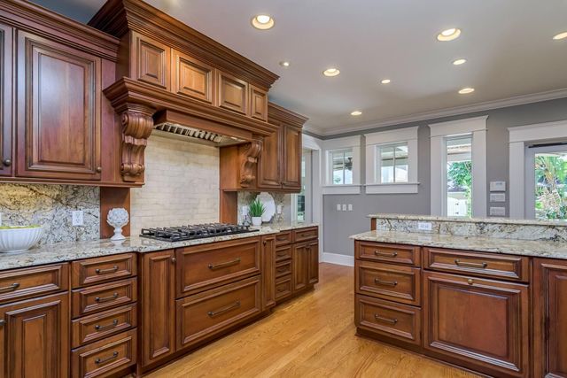 800 S OREGON AVENUE, Tampa, FL 33606