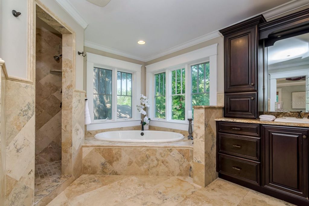 Image 31 of property listing at 800 S OREGON AVENUE, Tampa, FL 33606