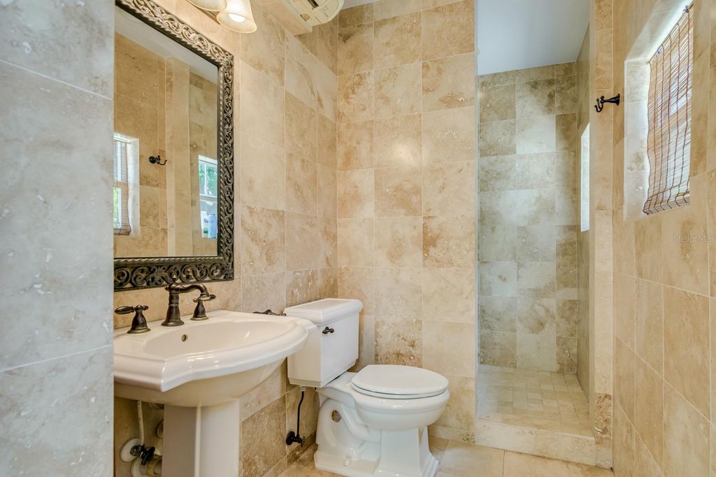 Image 47 of property listing at 800 S OREGON AVENUE, Tampa, FL 33606