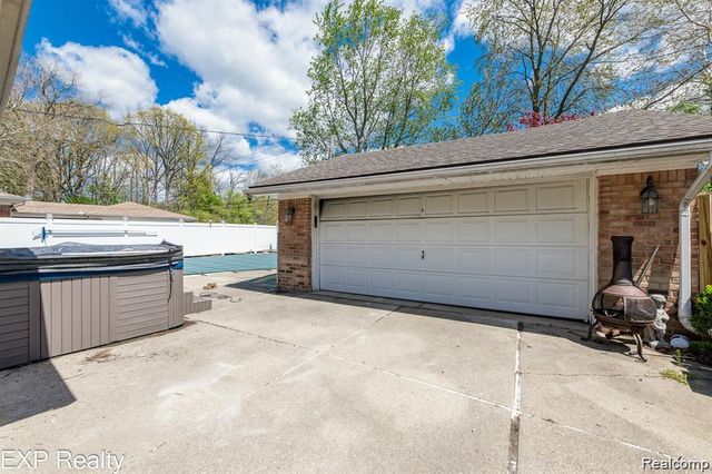 26616 Rouge River Drive, Dearborn Heights, MI 48127