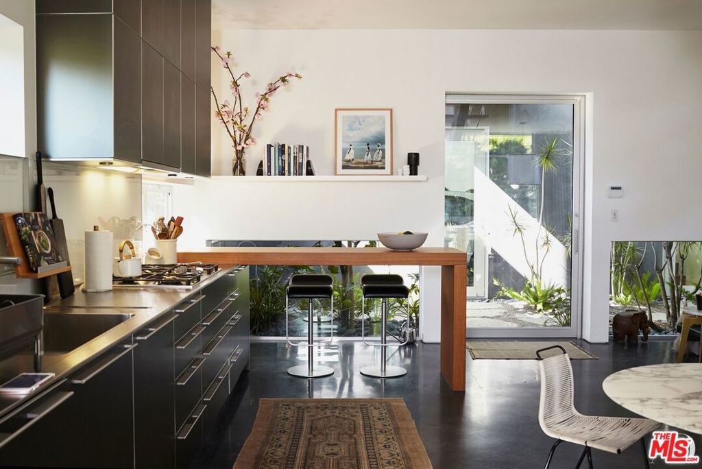 1201 CABRILLO Avenue, Venice, CA 90291 — photo 5