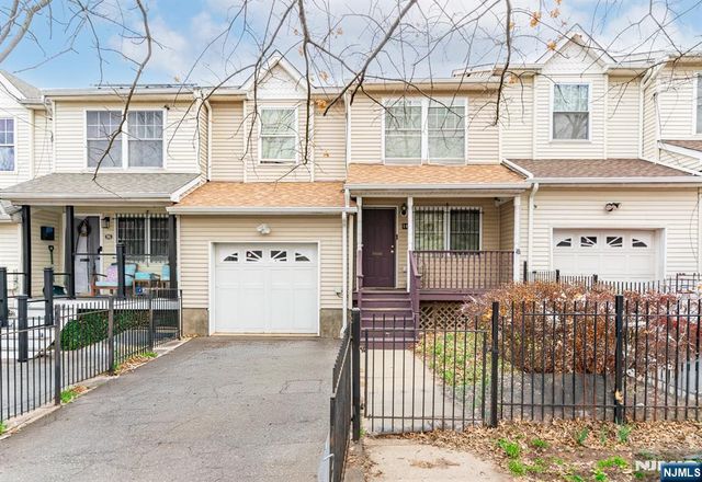 94 19th Avenue, Newark, NJ 07103