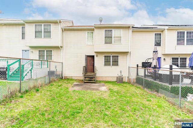 94 19th Avenue, Newark, NJ 07103