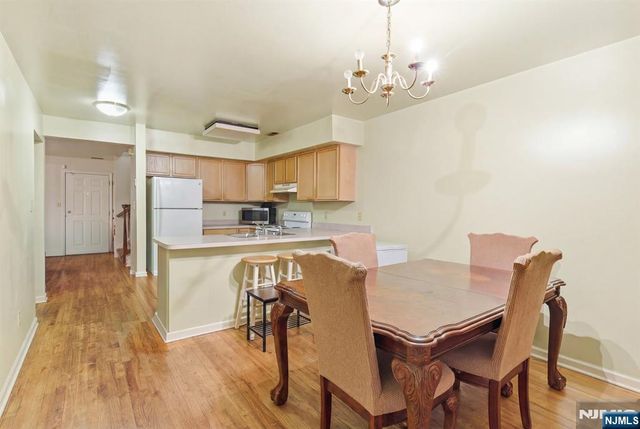 94 19th Avenue, Newark, NJ 07103