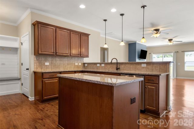 15214 Taylor Ridge Lane, Charlotte, NC 28273