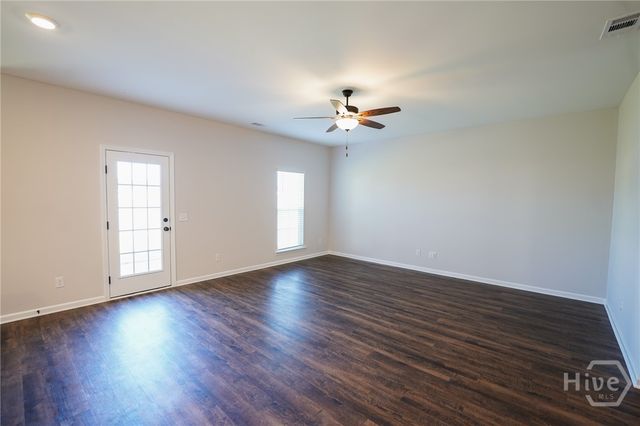 105 Exmoor Circle, Bloomingdale, GA 31302