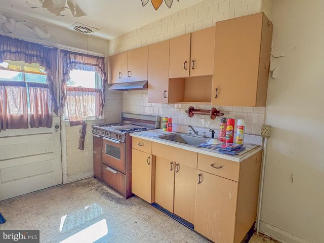 4735 HOMESDALE AVE, Baltimore, MD 21206