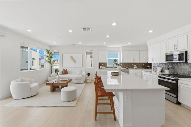 9960 Seawind Way, Newark, CA 94560