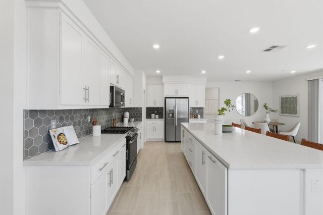 9960 Seawind Way, Newark, CA 94560