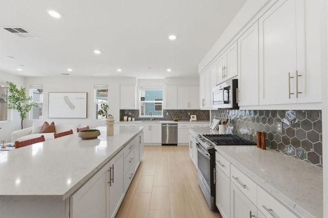 9960 Seawind Way, Newark, CA 94560