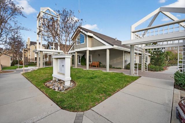 5964 Bridgeport Lake Way, San Jose, CA 95123