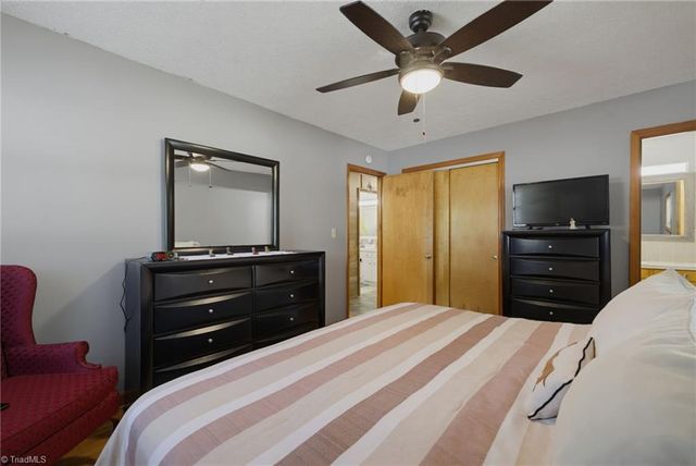 3213 Nc Highway 14, Reidsville, NC 27320