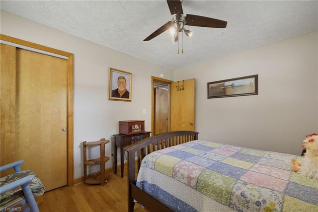 3213 Nc Highway 14, Reidsville, NC 27320