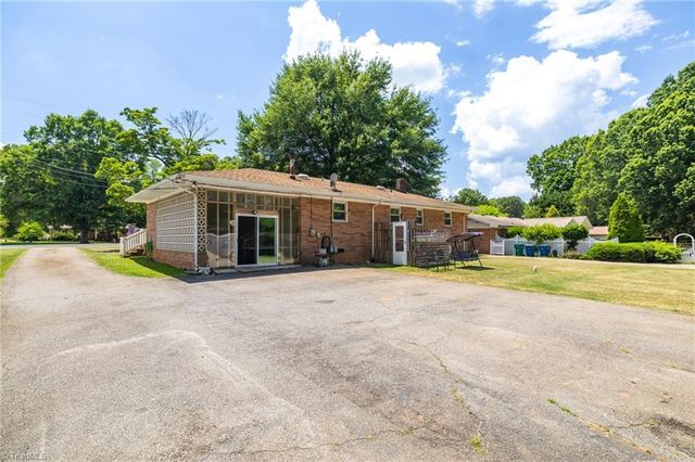 3213 Nc Highway 14, Reidsville, NC 27320