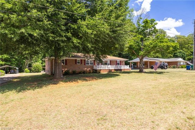3213 Nc Highway 14, Reidsville, NC 27320