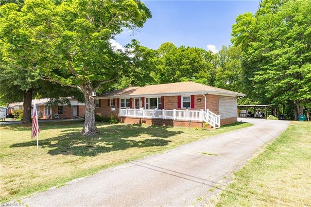 3213 Nc Highway 14, Reidsville, NC 27320
