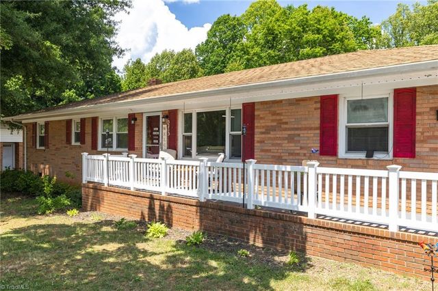 3213 Nc Highway 14, Reidsville, NC 27320