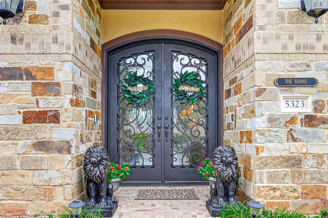 5323 Lockwood Bend Lane, Sugar Land, TX 77479