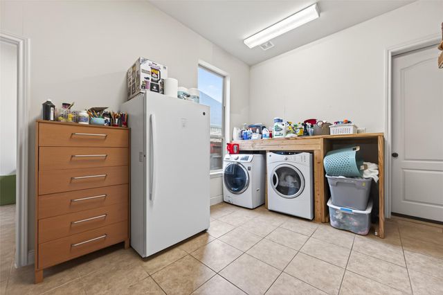 5323 Lockwood Bend Lane, Sugar Land, TX 77479