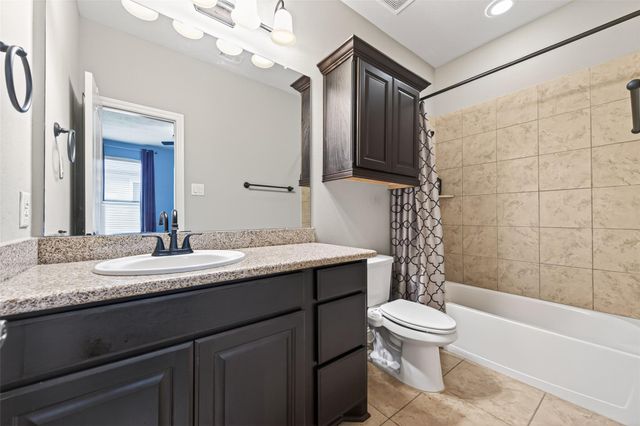 5323 Lockwood Bend Lane, Sugar Land, TX 77479
