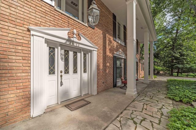34150 Hunters Row, Farmington Hills, MI 48331