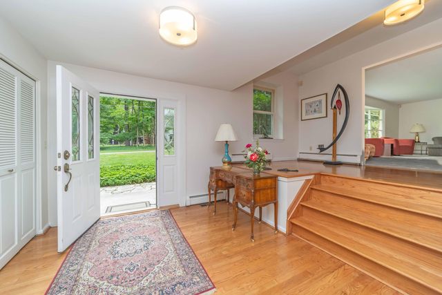 34150 Hunters Row, Farmington Hills, MI 48331