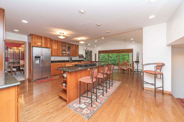 34150 Hunters Row, Farmington Hills, MI 48331