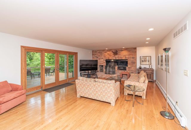 34150 Hunters Row, Farmington Hills, MI 48331