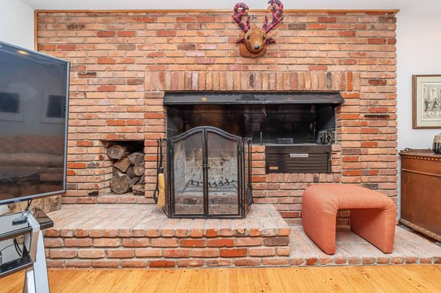 34150 Hunters Row, Farmington Hills, MI 48331