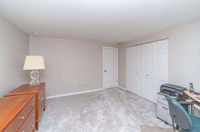 34150 Hunters Row, Farmington Hills, MI 48331