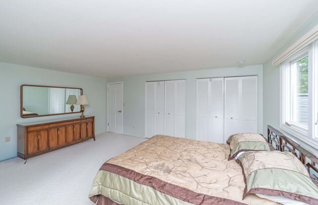 34150 Hunters Row, Farmington Hills, MI 48331