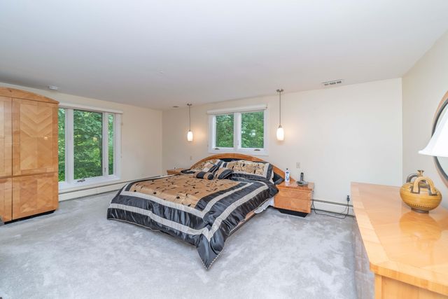 34150 Hunters Row, Farmington Hills, MI 48331