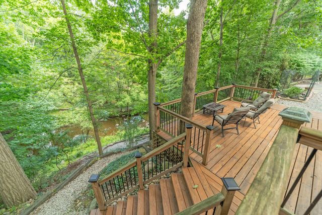 34150 Hunters Row, Farmington Hills, MI 48331