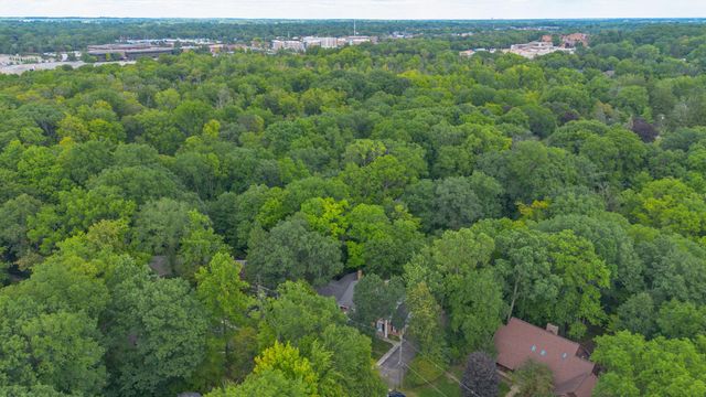 34150 Hunters Row, Farmington Hills, MI 48331