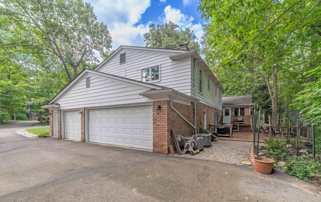 34150 Hunters Row, Farmington Hills, MI 48331