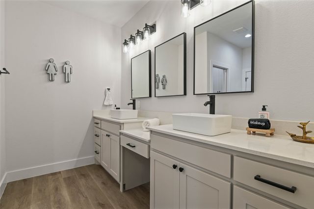 532 W Florence Street, Denison, TX 75020