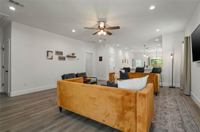 532 W Florence Street, Denison, TX 75020